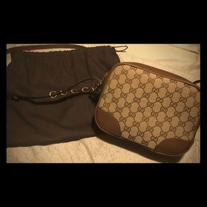 ❗️SOLD❗️Authentic Gucci Bree Guccissima Crossbody